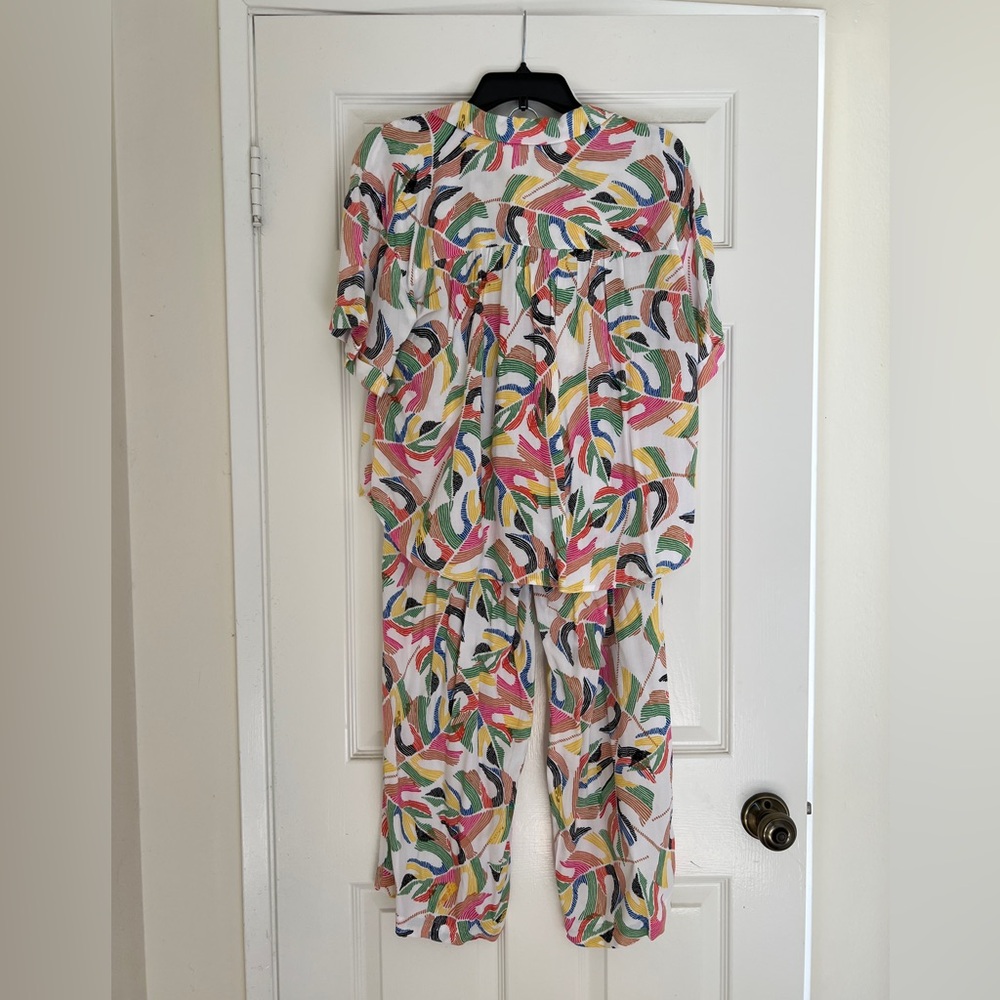 Jane + Delancey Colorful Tropical Monstera Print Two-Piece Set - Picture 4 of 8